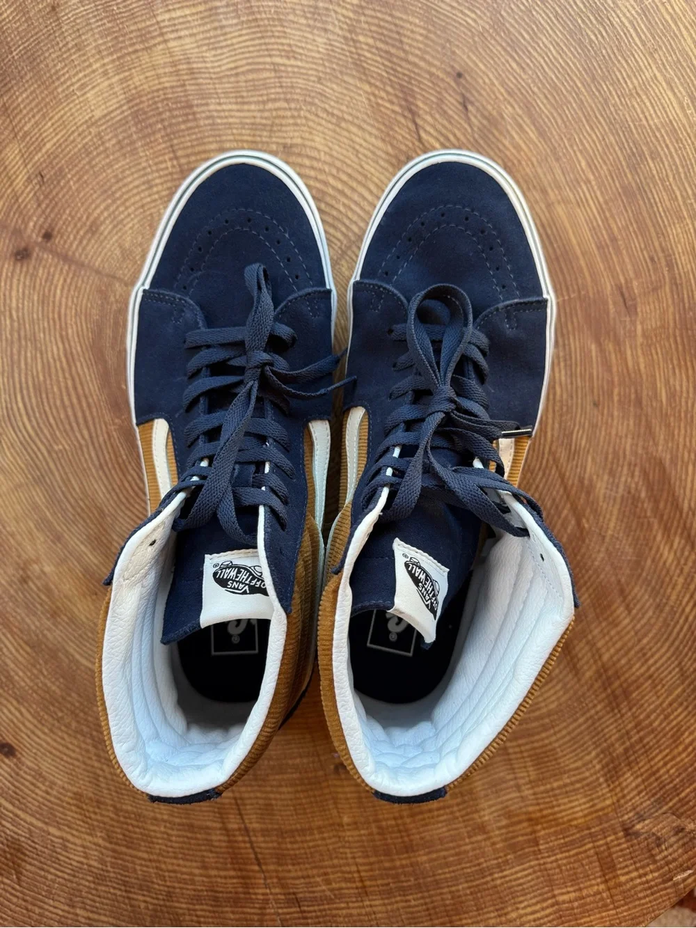 NEW Sk8-Hi Men’s High Top Vans - Size 11 Blue & Tan Corduroy